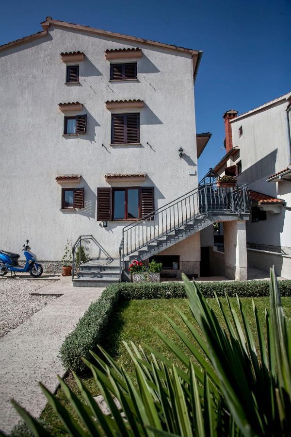 Apartmani Dragica 로비니 외부 사진