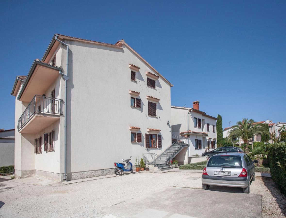 Apartmani Dragica 로비니 외부 사진