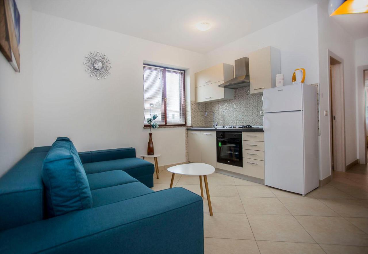 Apartmani Dragica 로비니 외부 사진
