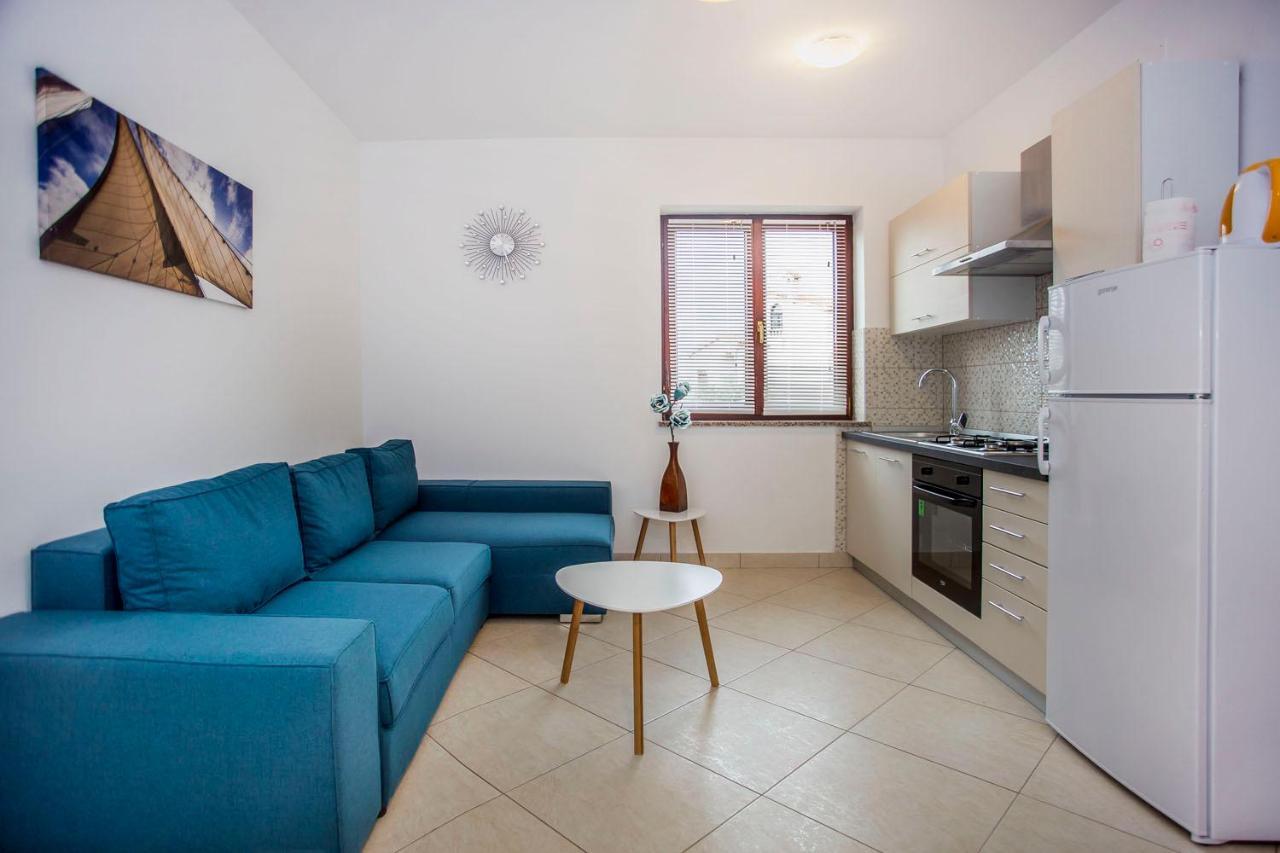 Apartmani Dragica 로비니 외부 사진