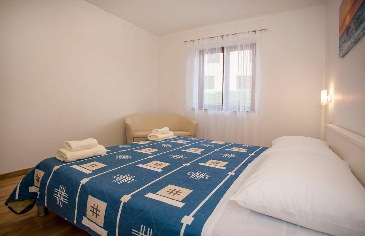 Apartmani Dragica 로비니 외부 사진