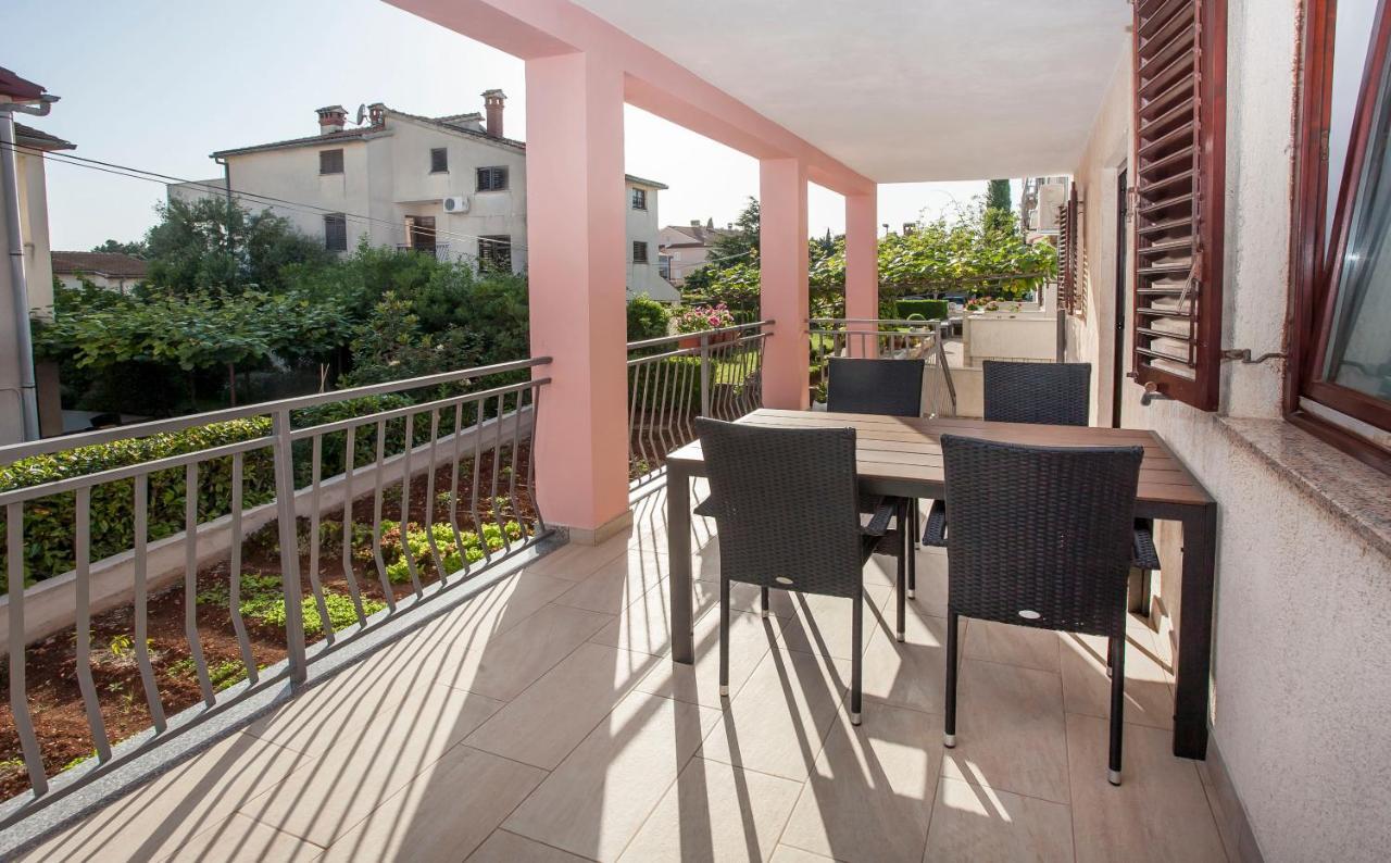 Apartmani Dragica 로비니 외부 사진